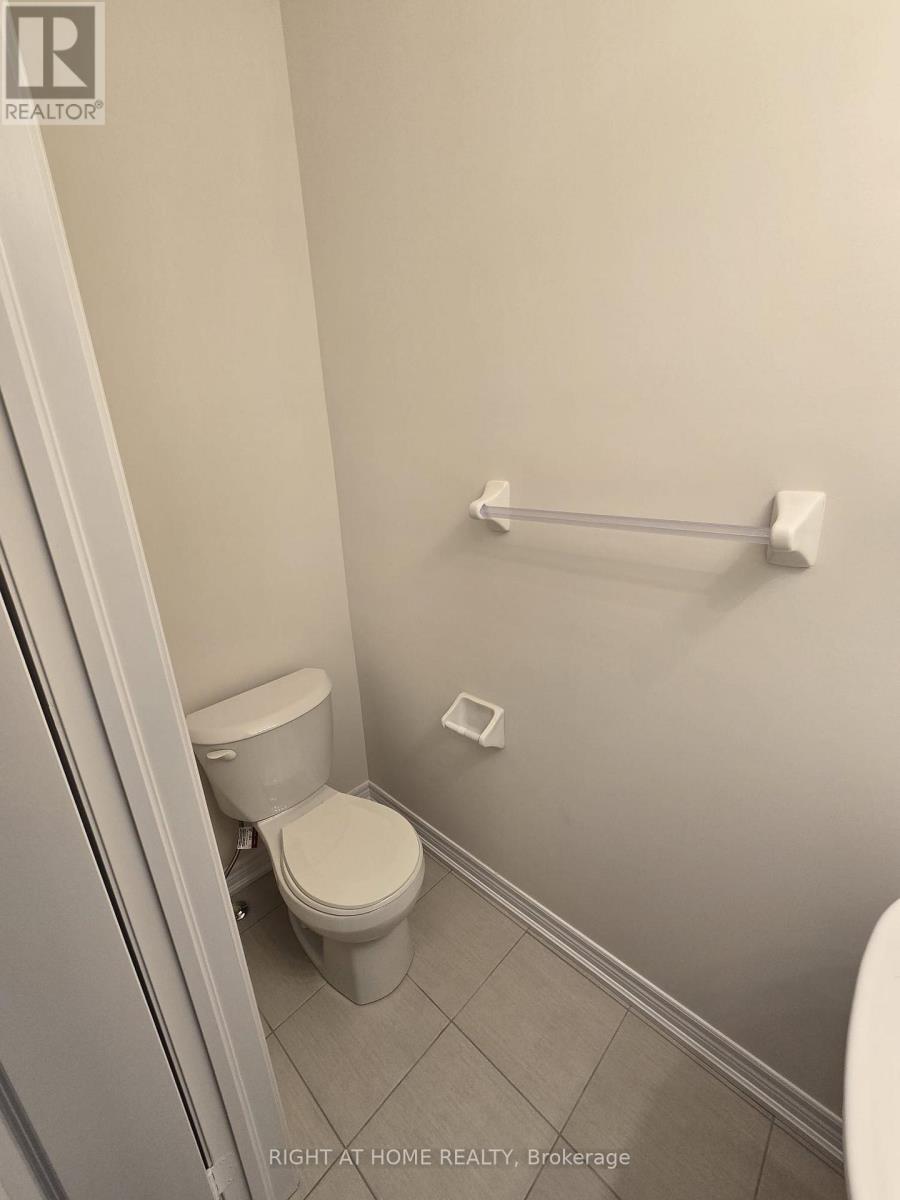 2025 Horace Duncan Crescent, Oshawa, Ontario  L1L 0W4 - Photo 13 - E12477461