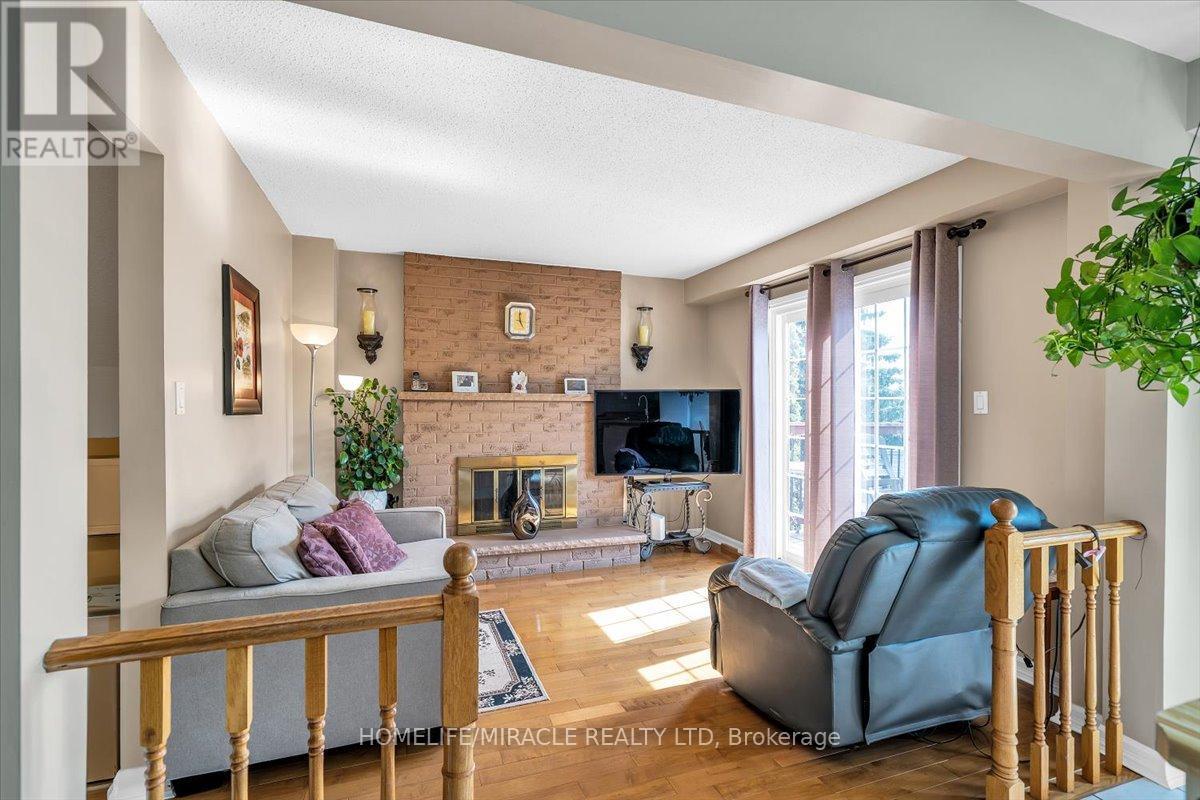 56 Fairmeadow Place, Whitby, Ontario  L1N 8W4 - Photo 14 - E12477517