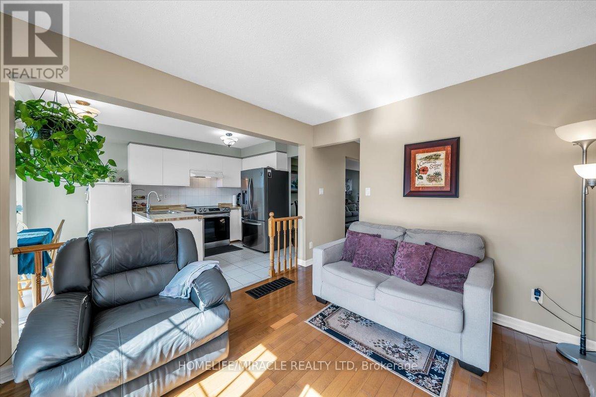 56 Fairmeadow Place, Whitby, Ontario  L1N 8W4 - Photo 16 - E12477517