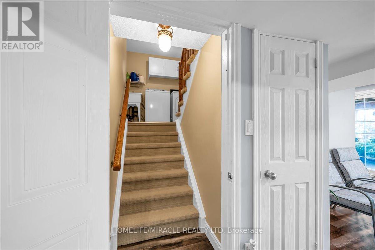 56 Fairmeadow Place, Whitby, Ontario  L1N 8W4 - Photo 25 - E12477517