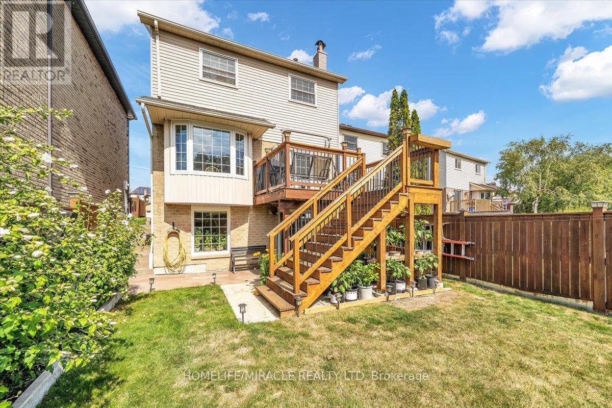 56 Fairmeadow Place, Whitby, Ontario  L1N 8W4 - Photo 33 - E12477517