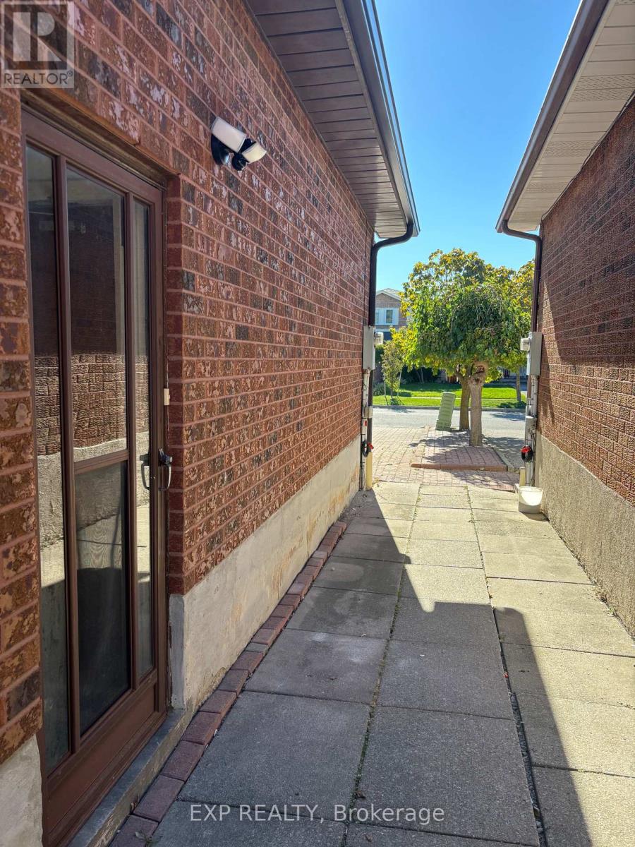 Lower - 50 Jackman Crescent, Vaughan, Ontario  L4L 6P2 - Photo 2 - N12477386