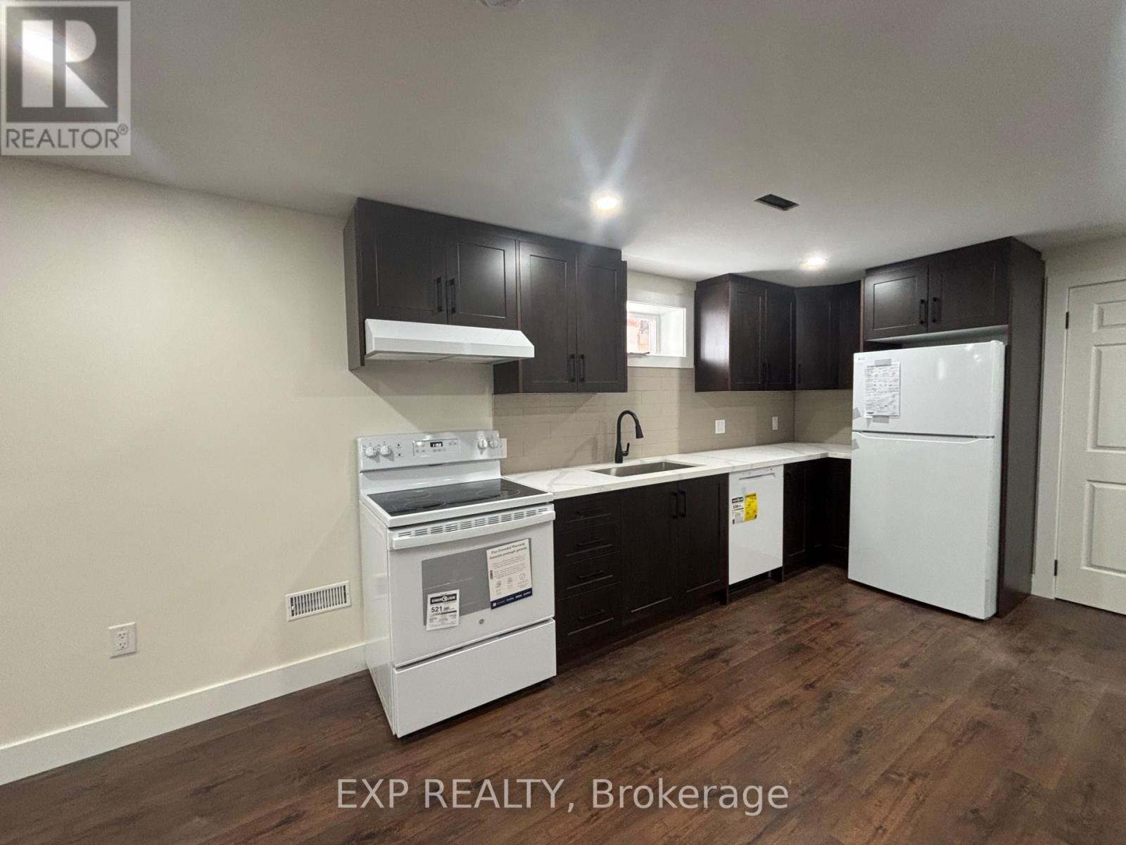 Lower - 50 Jackman Crescent, Vaughan, Ontario  L4L 6P2 - Photo 4 - N12477386