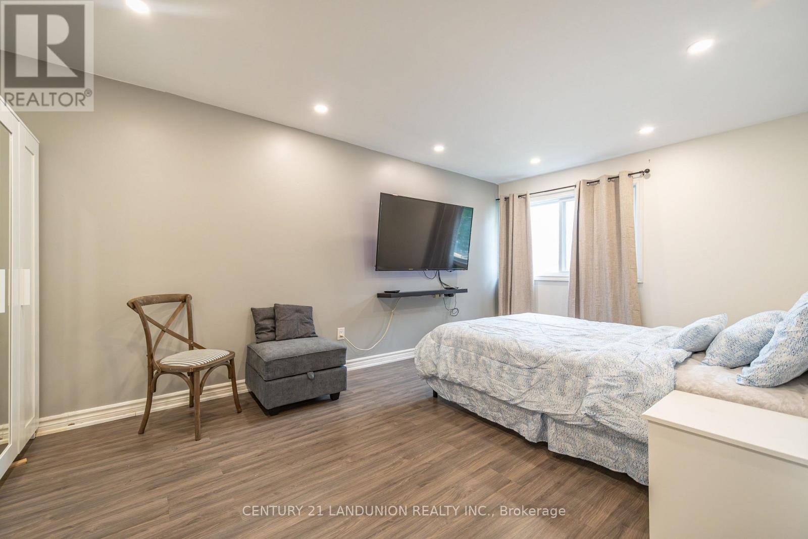 111 Milestone Crescent, Aurora, Ontario  L4G 3M2 - Photo 30 - N12477416