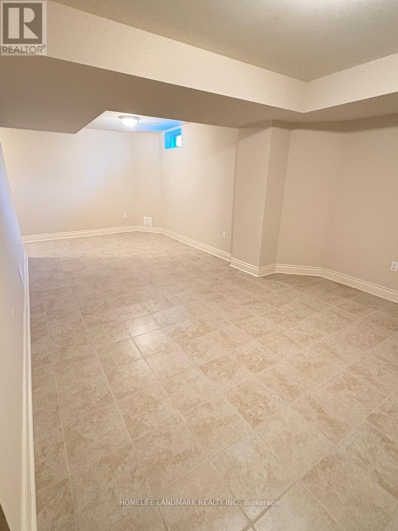 29 Hans Drive, Markham, Ontario  L6C 1S9 - Photo 16 - N12477454