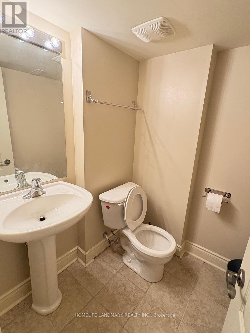 29 Hans Drive, Markham, Ontario  L6C 1S9 - Photo 18 - N12477454