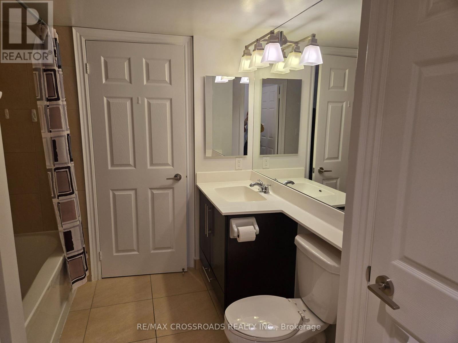 659 - 23 Cox Boulevard, Markham, Ontario  L3R 7Z9 - Photo 11 - N12477460
