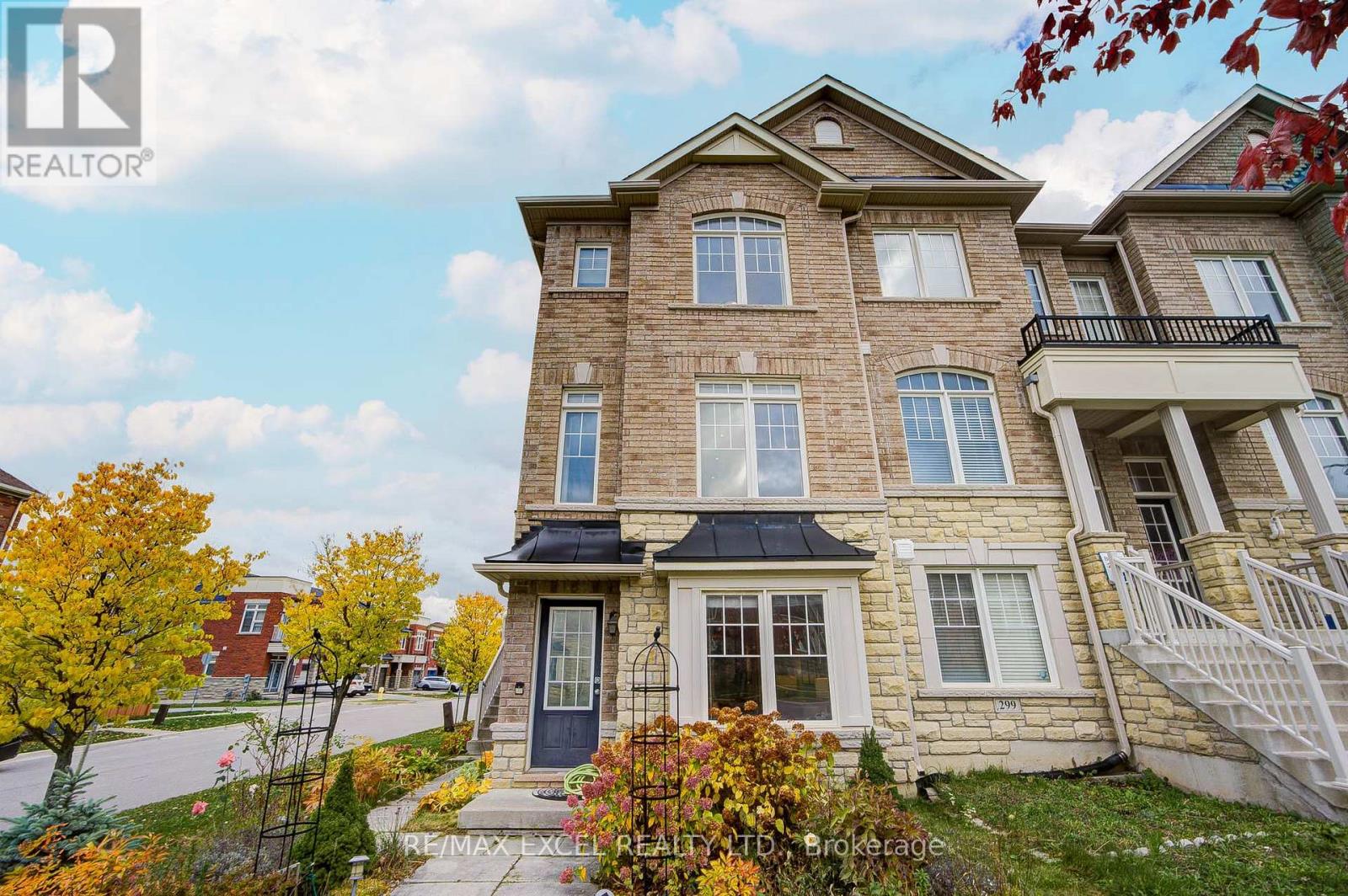301 Delray Drive, Markham, Ontario  L6E 0P8 - Photo 2 - N12477492