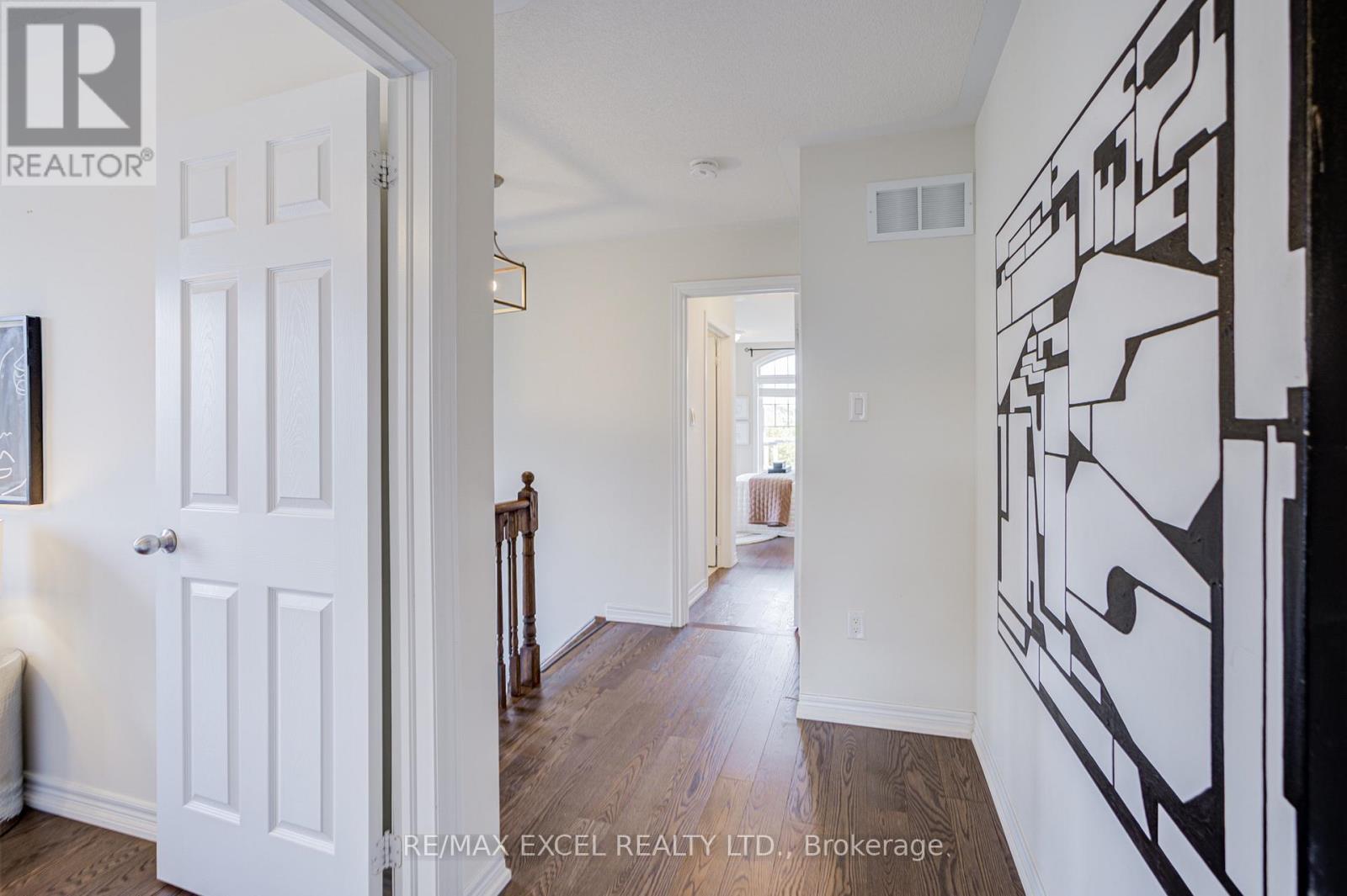 301 Delray Drive, Markham, Ontario  L6E 0P8 - Photo 20 - N12477492