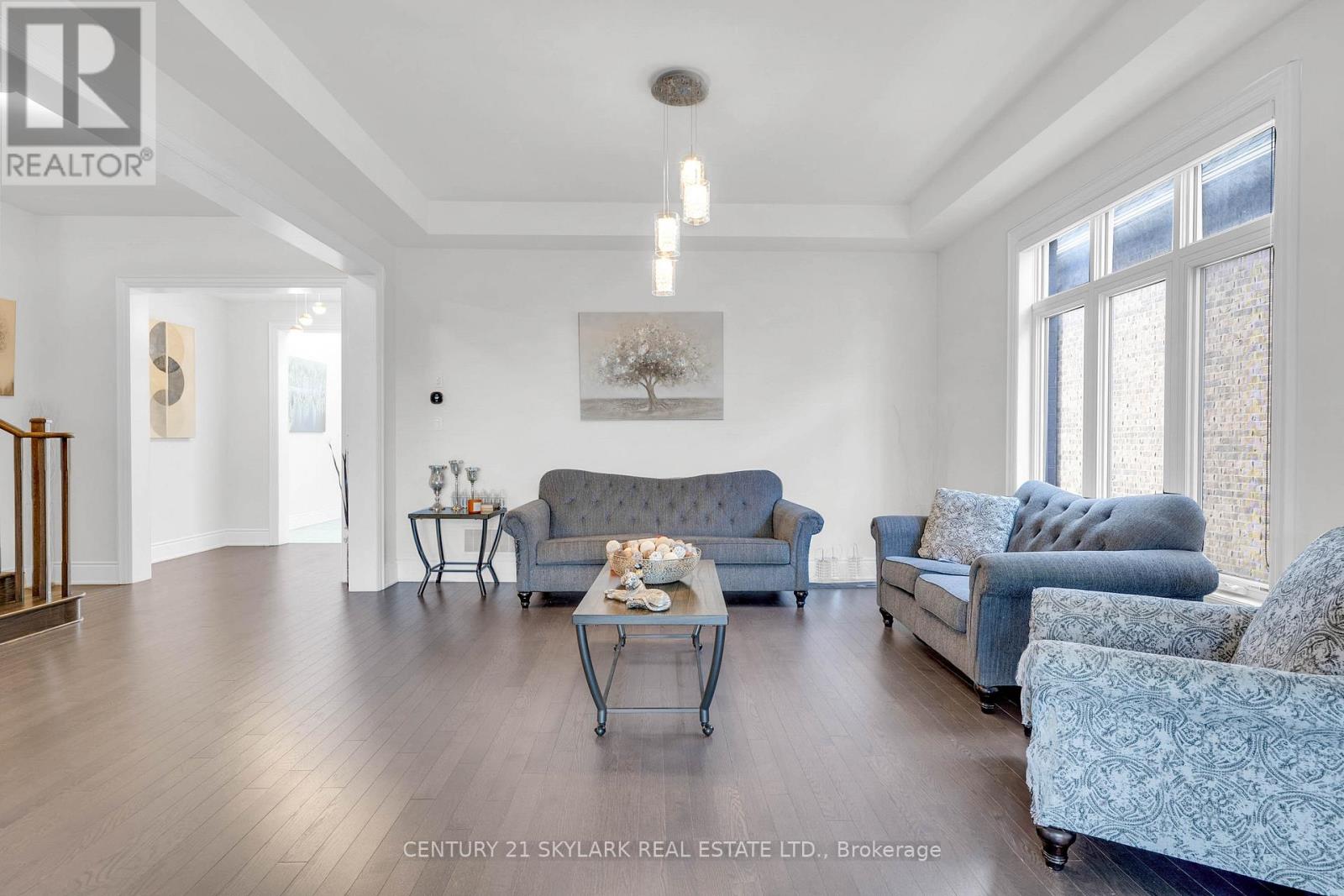 84 Stokes Drive, King, Ontario  L7B 0P8 - Photo 8 - N12477500