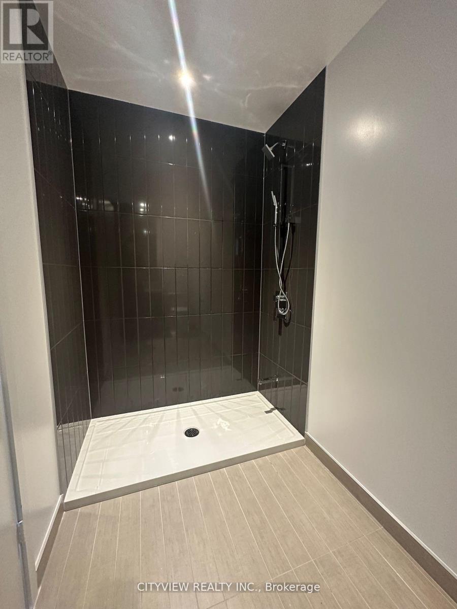 5810 - 3900 Confederatin Parkway, Mississauga, Ontario  L5B 0M3 - Photo 15 - W12477405