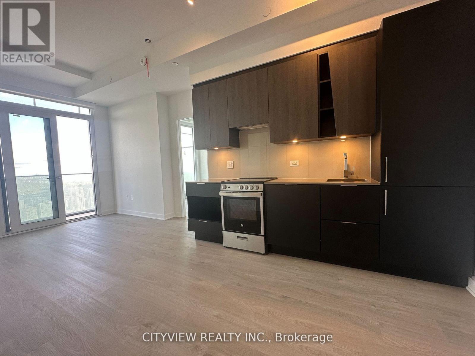 5810 - 3900 Confederatin Parkway, Mississauga, Ontario  L5B 0M3 - Photo 9 - W12477405