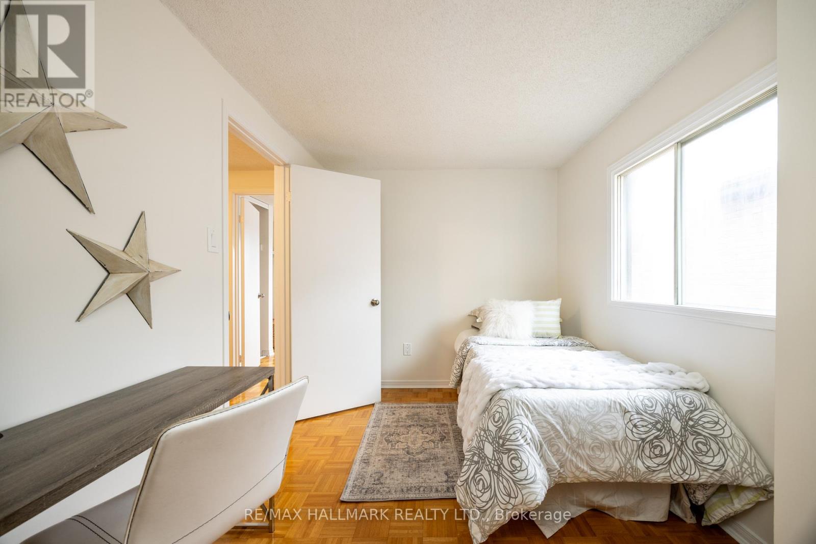 12 Outlook Garden Boulevard, Toronto, Ontario  M6N 4Z4 - Photo 21 - W12477415