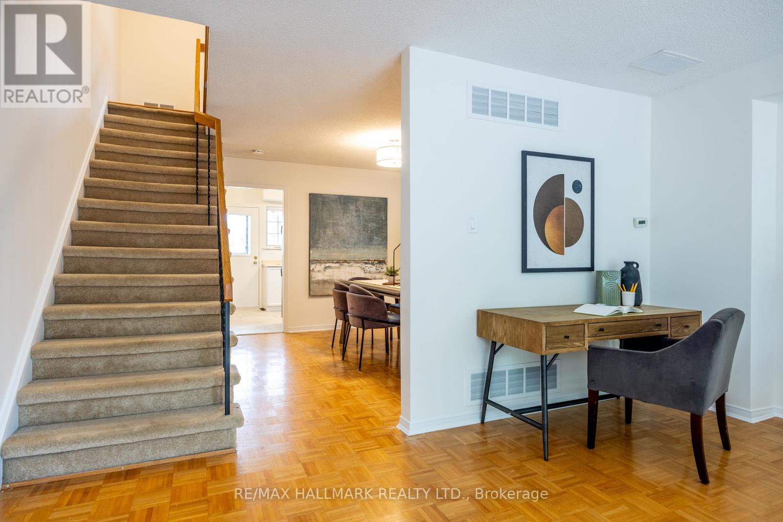 12 Outlook Garden Boulevard, Toronto, Ontario  M6N 4Z4 - Photo 6 - W12477415