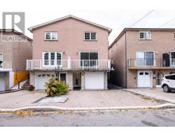 12 OUTLOOK GARDEN BOULEVARD, Toronto, Ontario