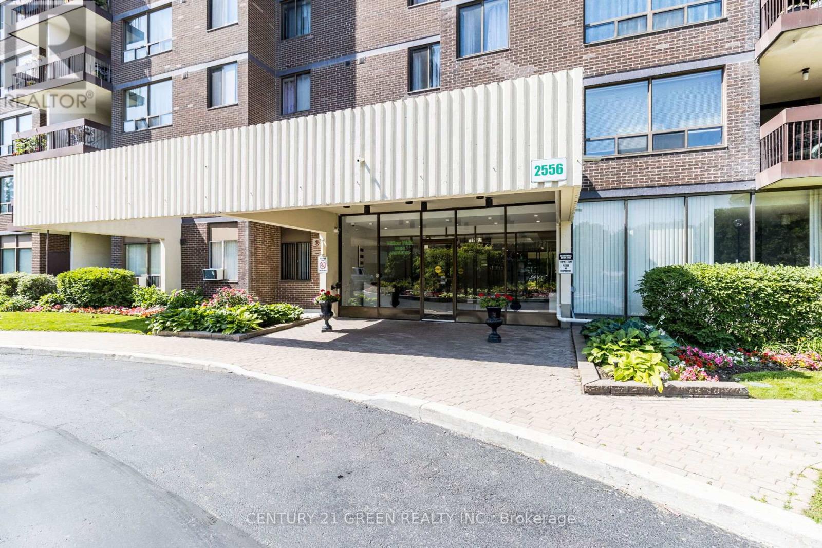 706 - 2556 Argyle Road, Mississauga, Ontario  L5B 2H6 - Photo 4 - W12477439