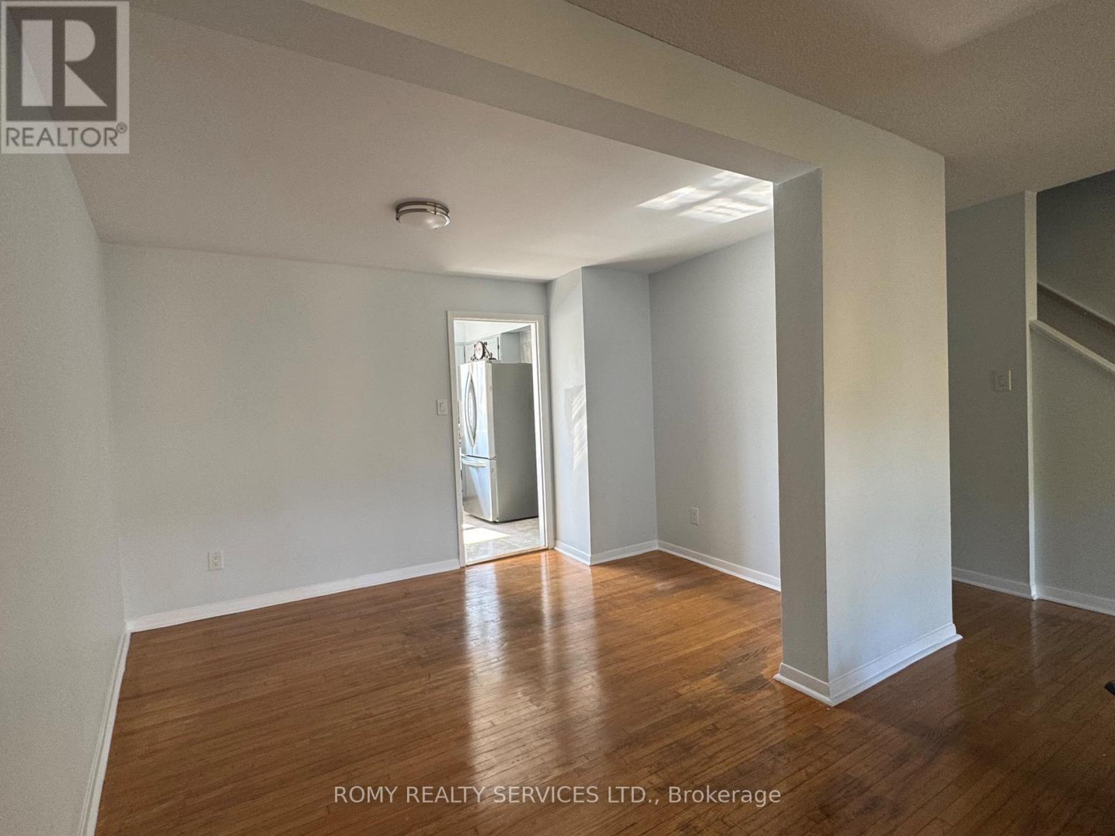 1 - 10 Grandravine Drive, Toronto, Ontario  M3J 1B1 - Photo 4 - W12477465