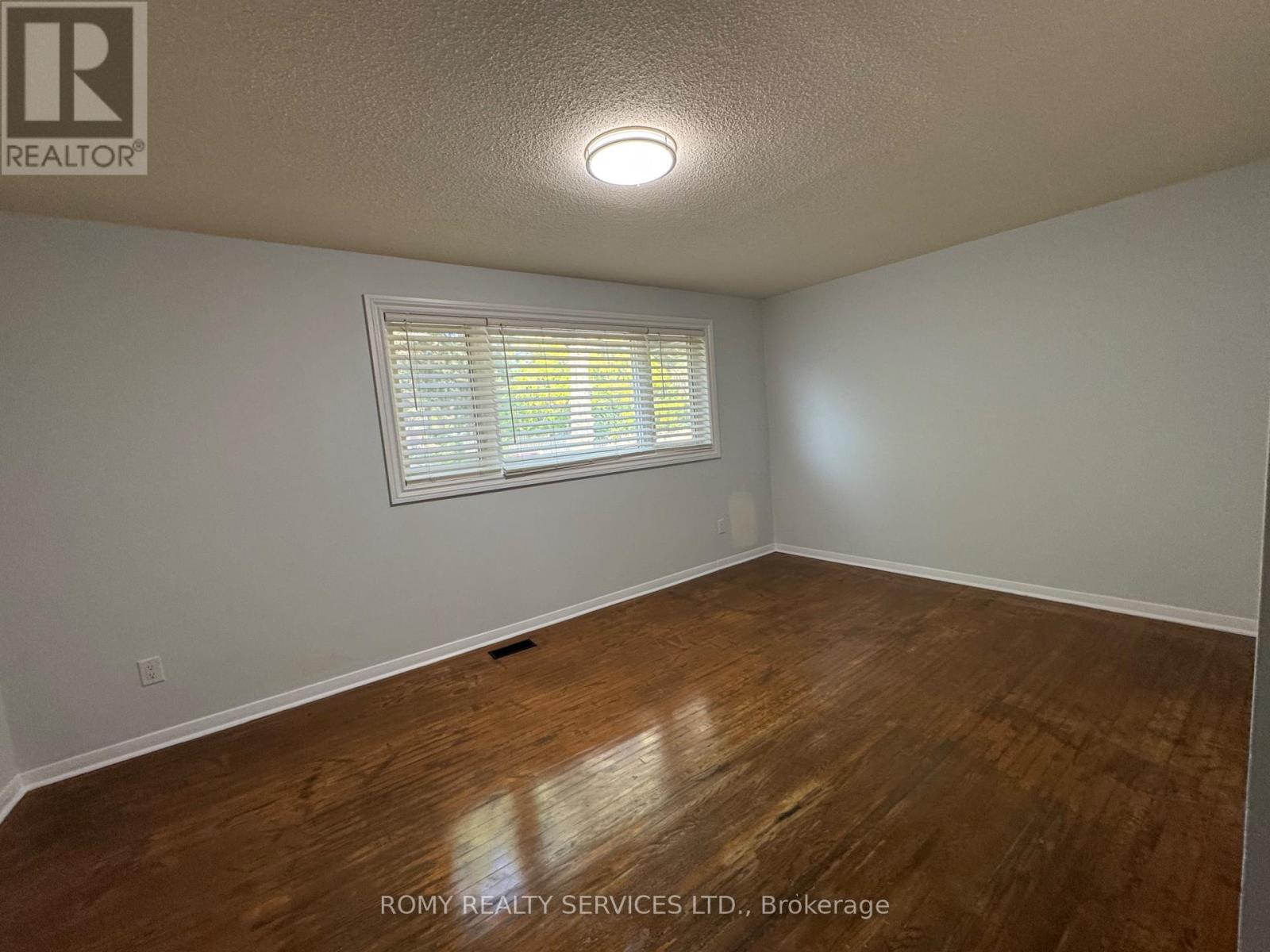 1 - 10 Grandravine Drive, Toronto, Ontario  M3J 1B1 - Photo 7 - W12477465