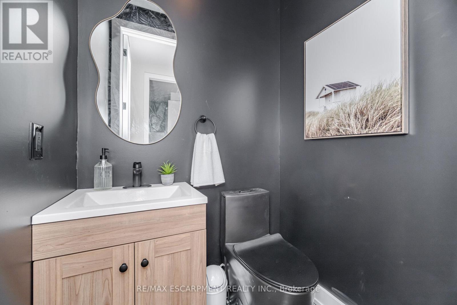 772 Banting Court, Milton, Ontario  L9T 3M5 - Photo 21 - W12477497