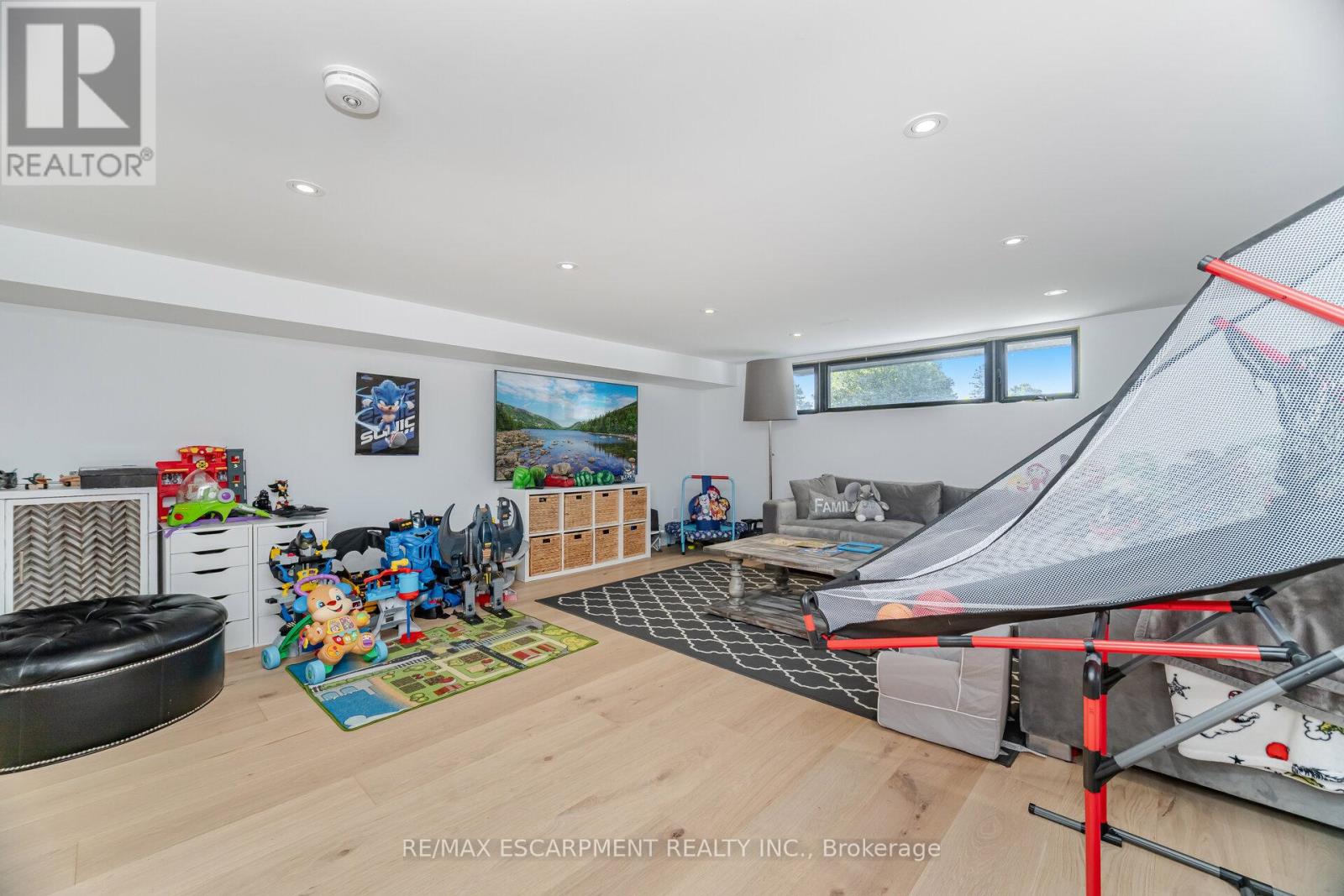 772 Banting Court, Milton, Ontario  L9T 3M5 - Photo 38 - W12477497
