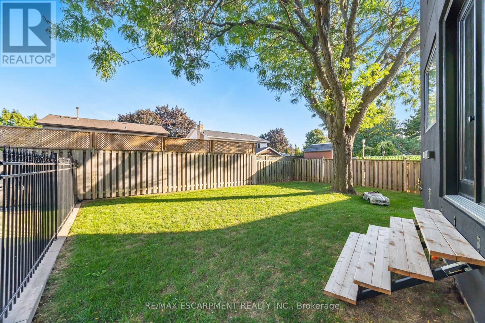 772 Banting Court, Milton, Ontario  L9T 3M5 - Photo 47 - W12477497