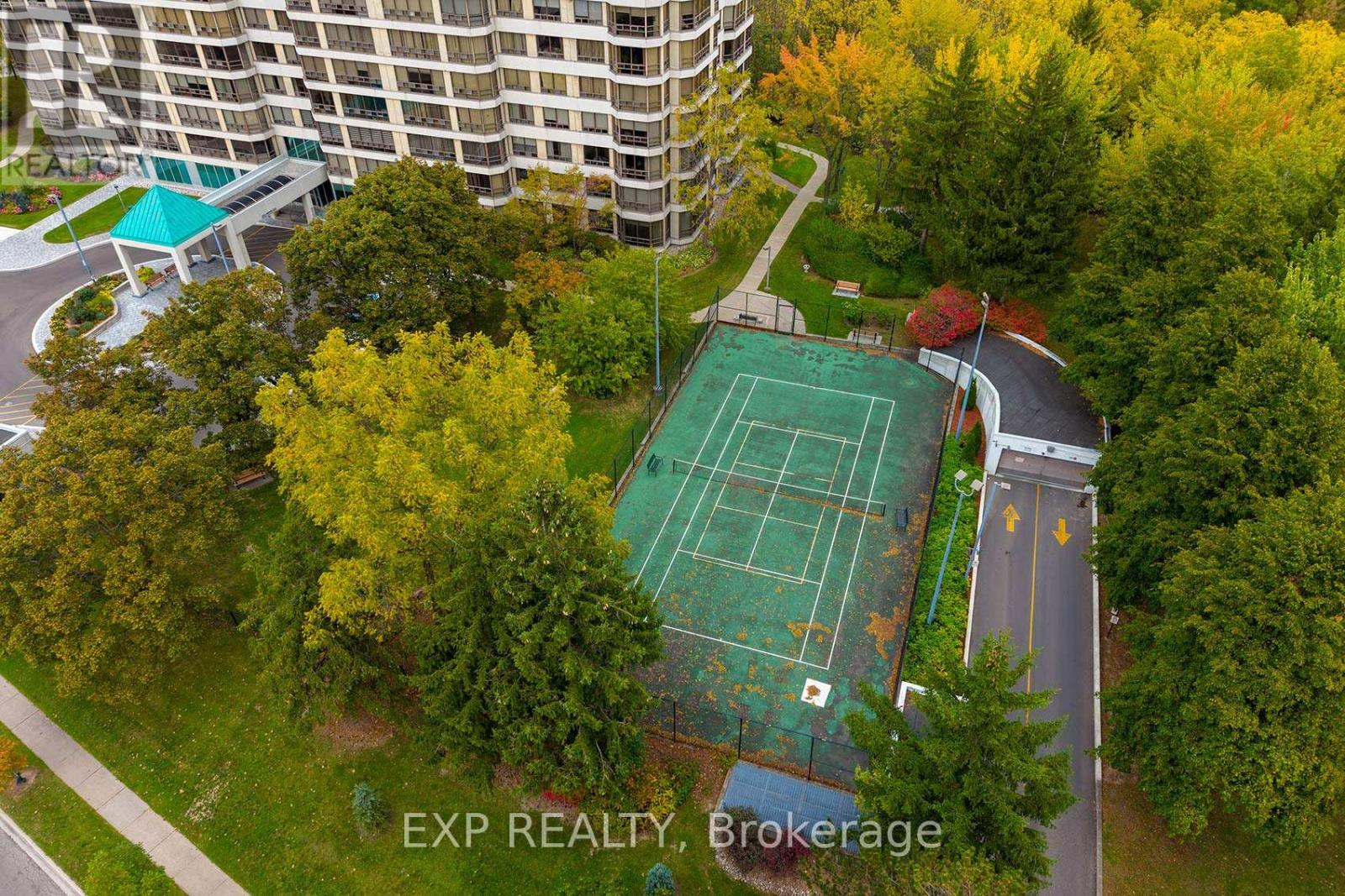 703 - 330 Mill Street S, Brampton, Ontario  L6Y 3V3 - Photo 39 - W12477507