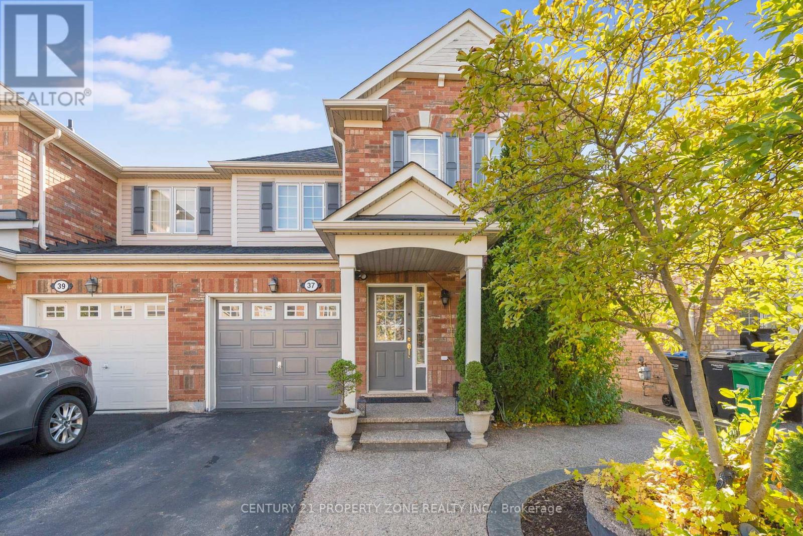 37 CLYDE ROAD, Brampton, Ontario