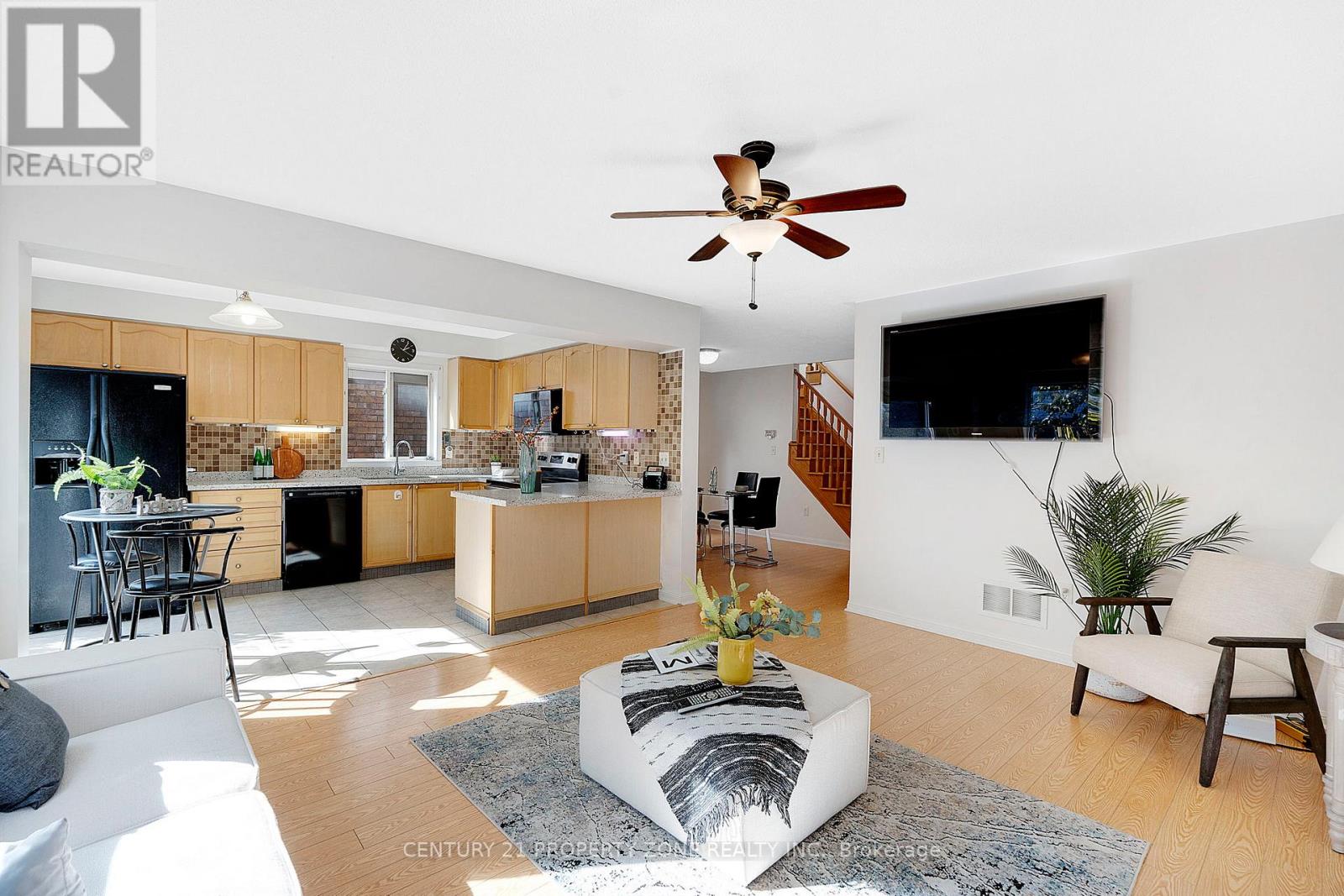 37 Clyde Road, Brampton, Ontario  L6X 0M6 - Photo 8 - W12477509