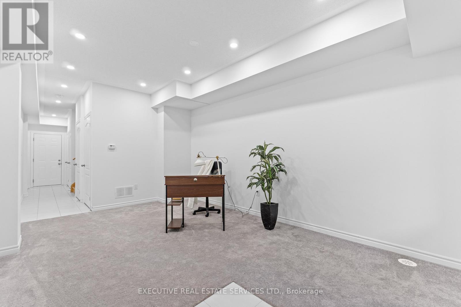 13 Ormand Terrace, Caledon, Ontario  L7C 4E5 - Photo 10 - W12477516