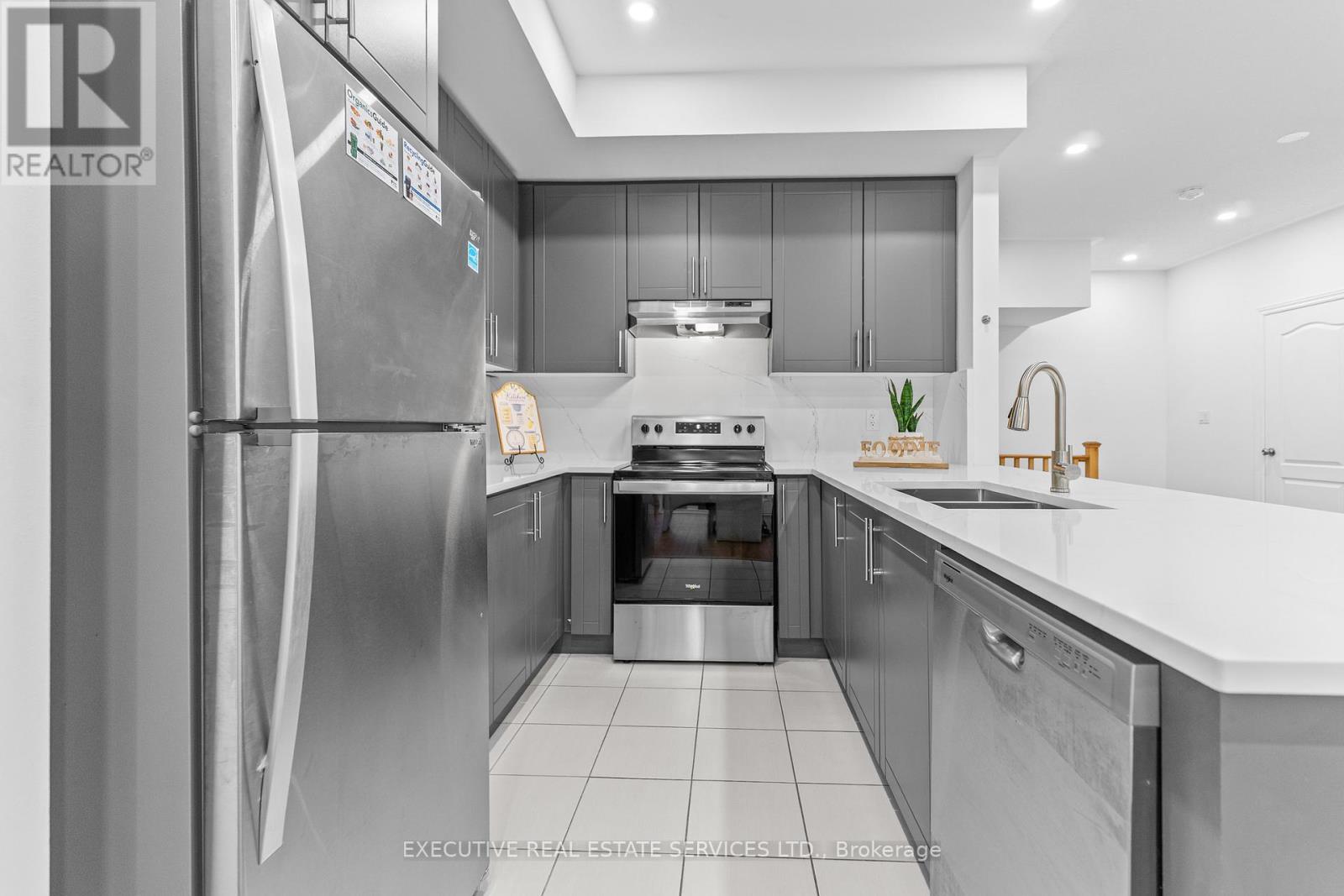 13 Ormand Terrace, Caledon, Ontario  L7C 4E5 - Photo 20 - W12477516