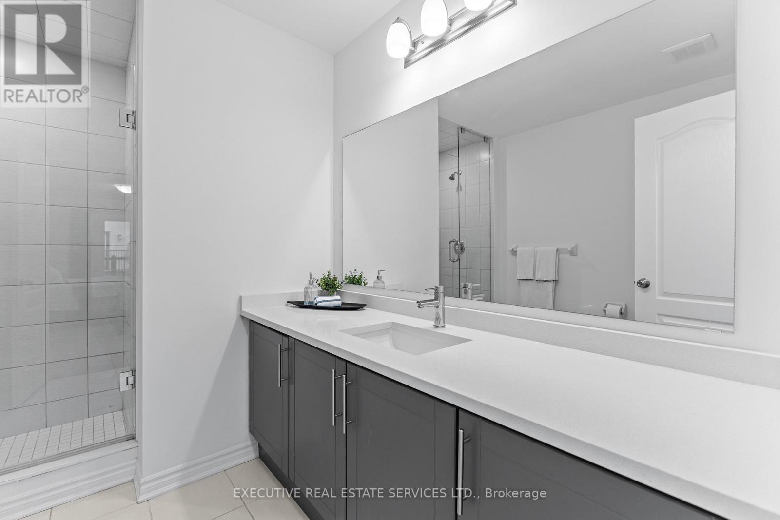 13 Ormand Terrace, Caledon, Ontario  L7C 4E5 - Photo 33 - W12477516