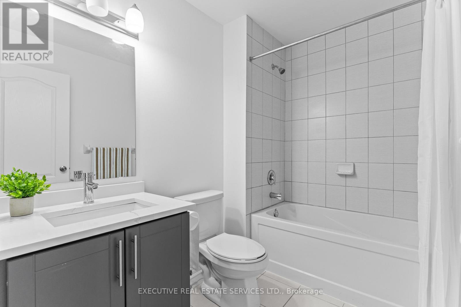 13 Ormand Terrace, Caledon, Ontario  L7C 4E5 - Photo 38 - W12477516