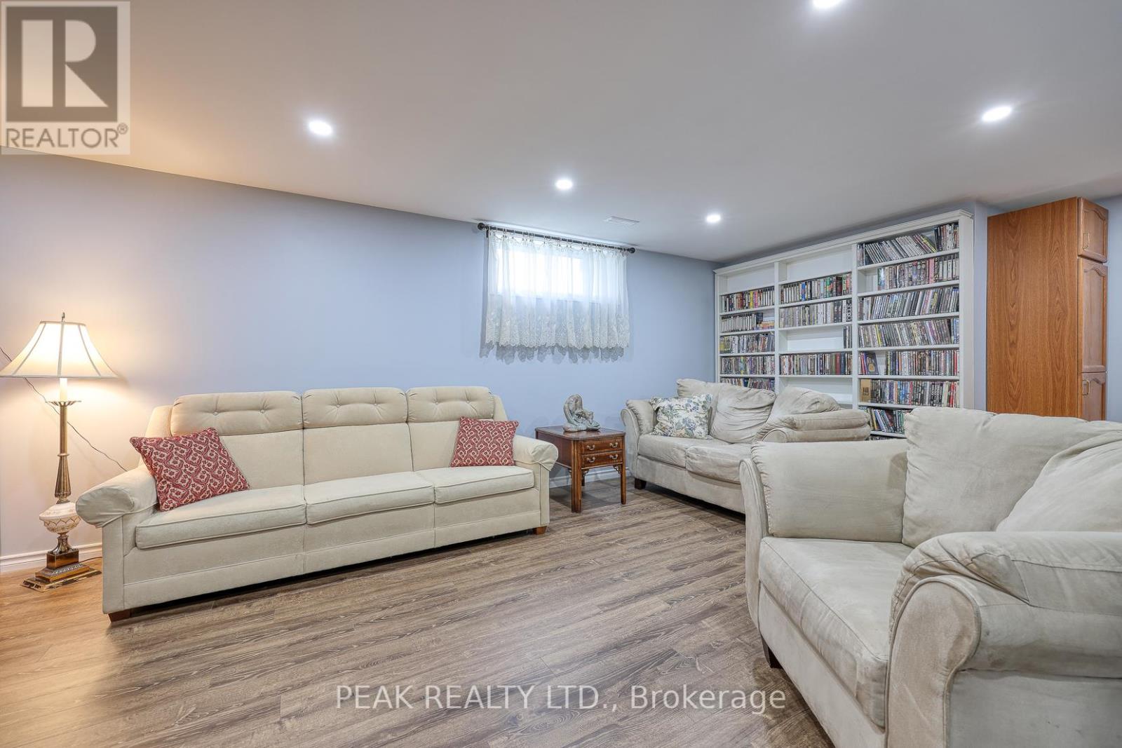 217 North Street E, Tillsonburg, Ontario  N4G 1B8 - Photo 37 - X12477374