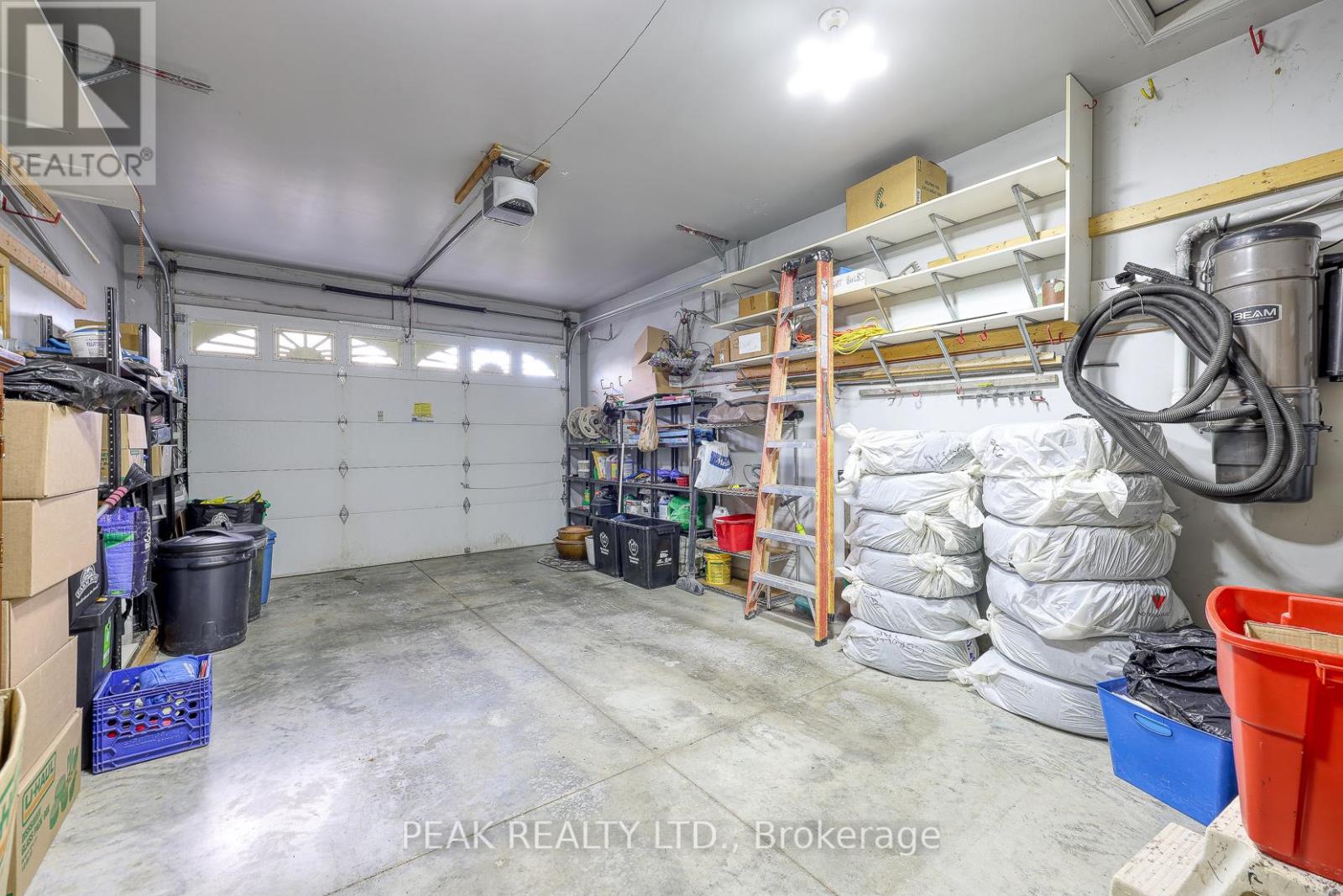 217 North Street E, Tillsonburg, Ontario  N4G 1B8 - Photo 48 - X12477374