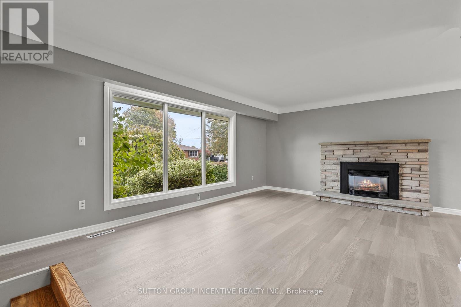 2 Hendershot Avenue, Welland, Ontario  L3B 1G9 - Photo 12 - X12477427