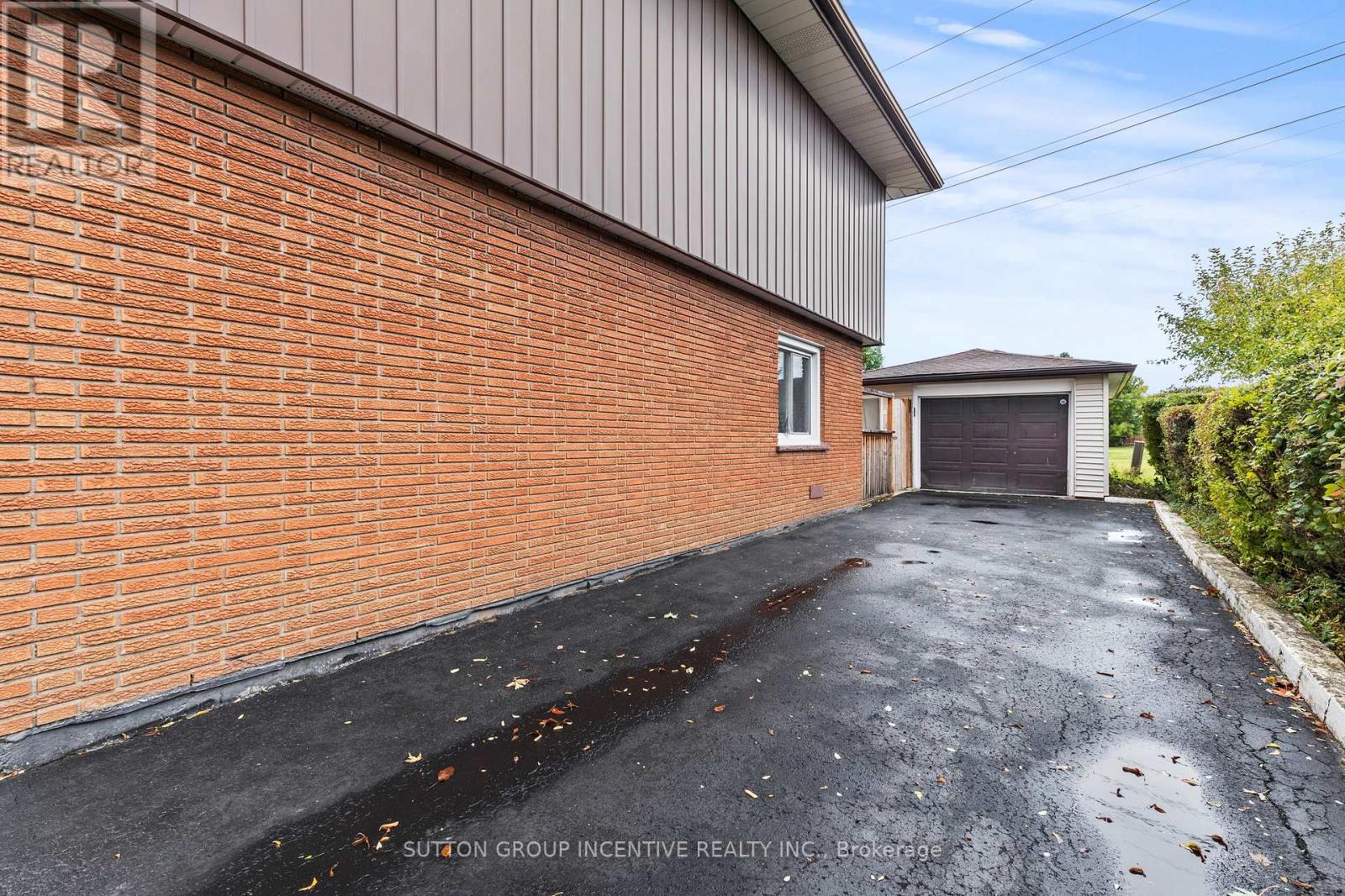2 Hendershot Avenue, Welland, Ontario  L3B 1G9 - Photo 28 - X12477427