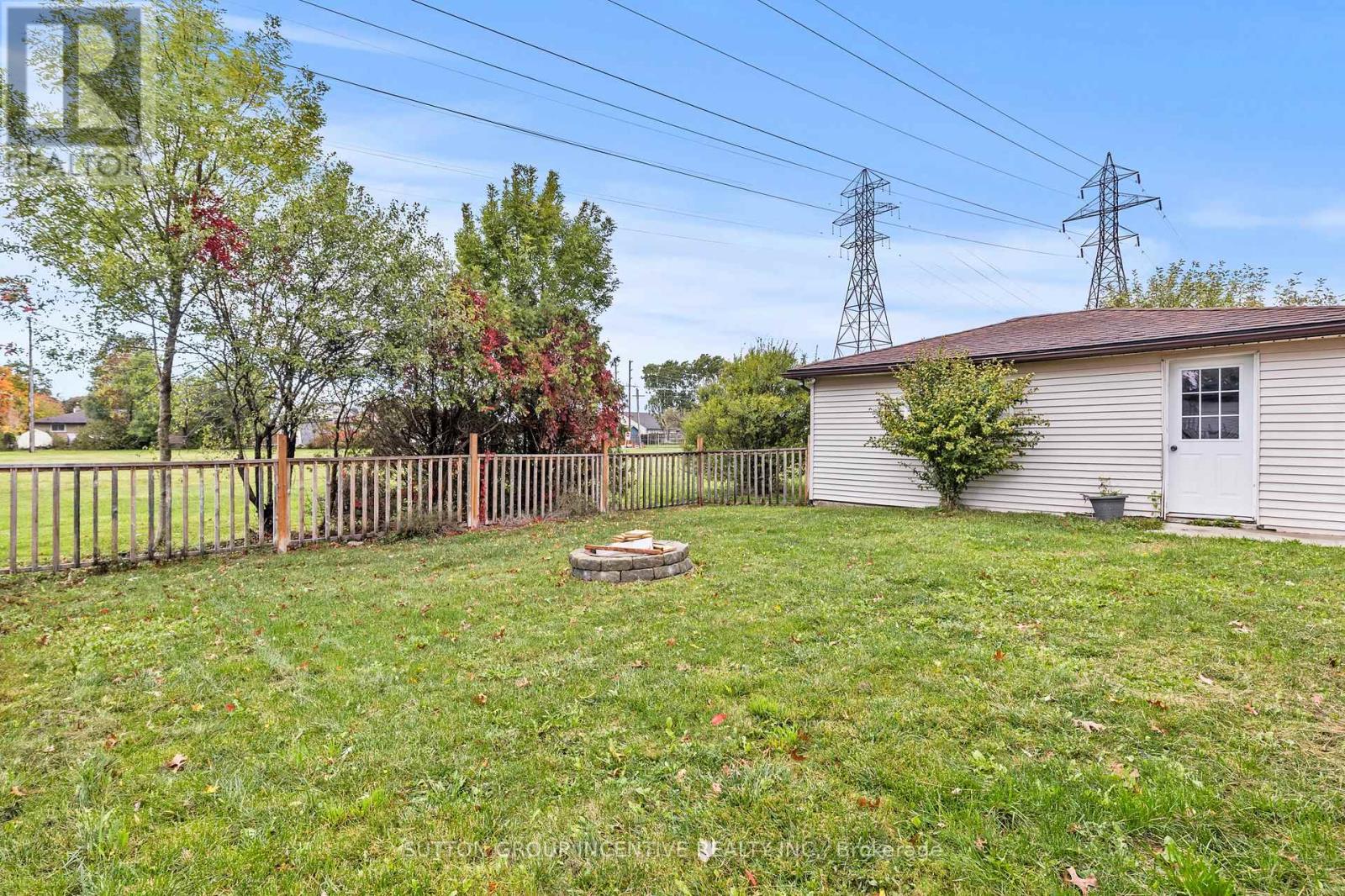 2 Hendershot Avenue, Welland, Ontario  L3B 1G9 - Photo 29 - X12477427