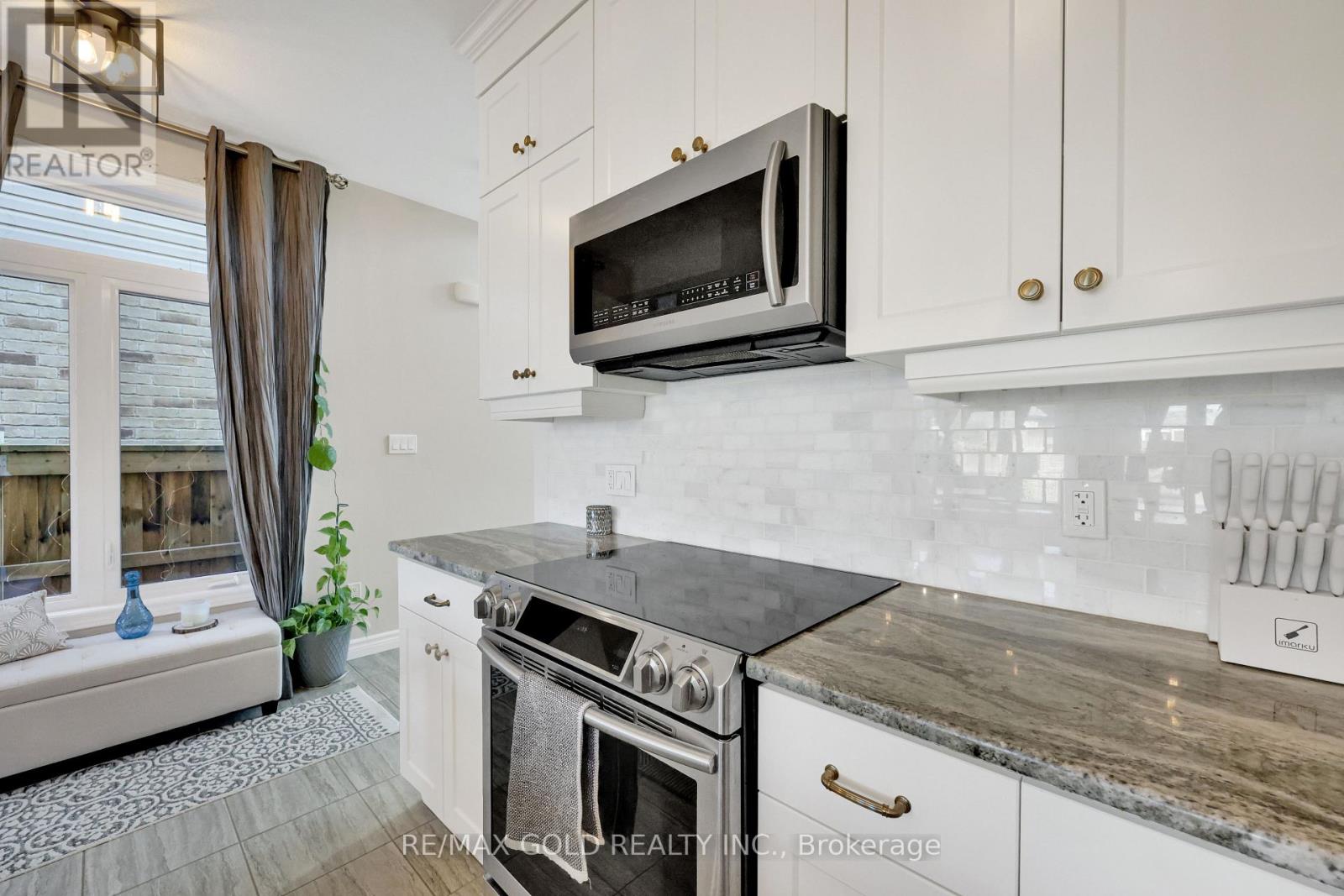 137 Passchendaele Street, Woodstock, Ontario  N0J 1M0 - Photo 21 - X12477440