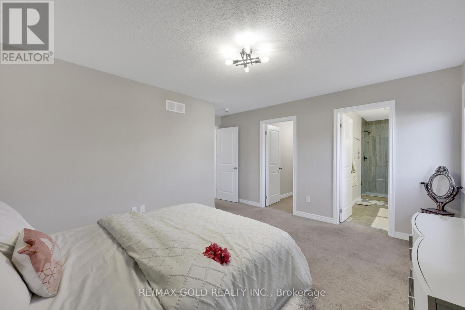 137 Passchendaele Street, Woodstock, Ontario  N0J 1M0 - Photo 29 - X12477440