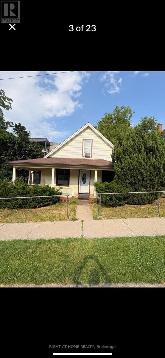 4287 Queen  (Main Unit ) Street, Lincoln, Ontario  L0R 1B0 - Photo 1 - X12477483