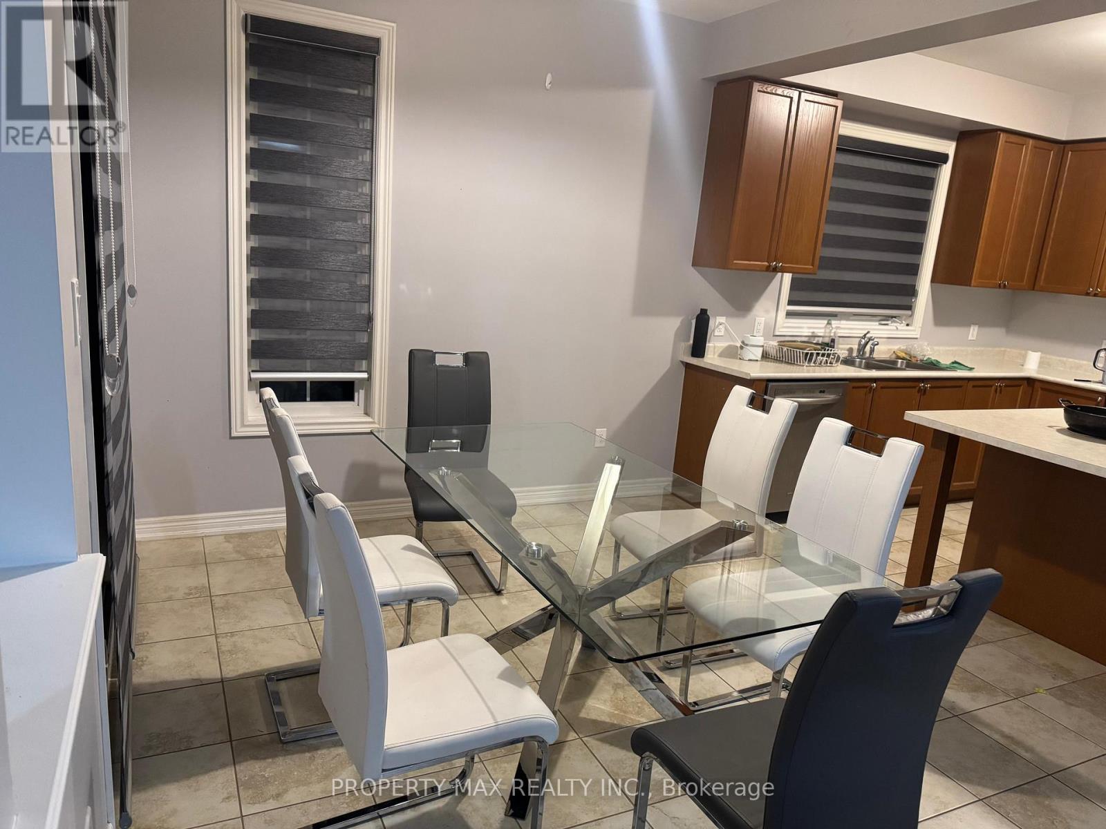 6447 Connor Crescent N, Niagara Falls, Ontario  L2H 0C7 - Photo 6 - X12477485