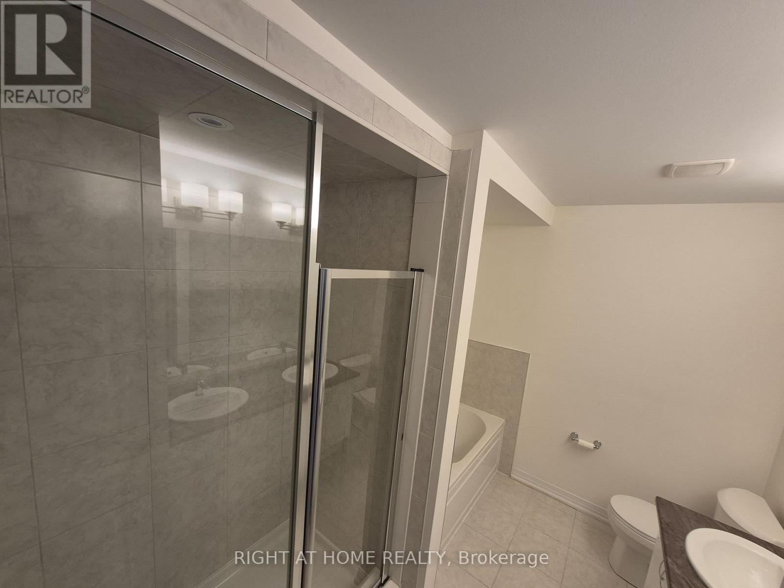 47 George Brier Drive W, Brant, Ontario  N3L 0L8 - Photo 9 - X12477491