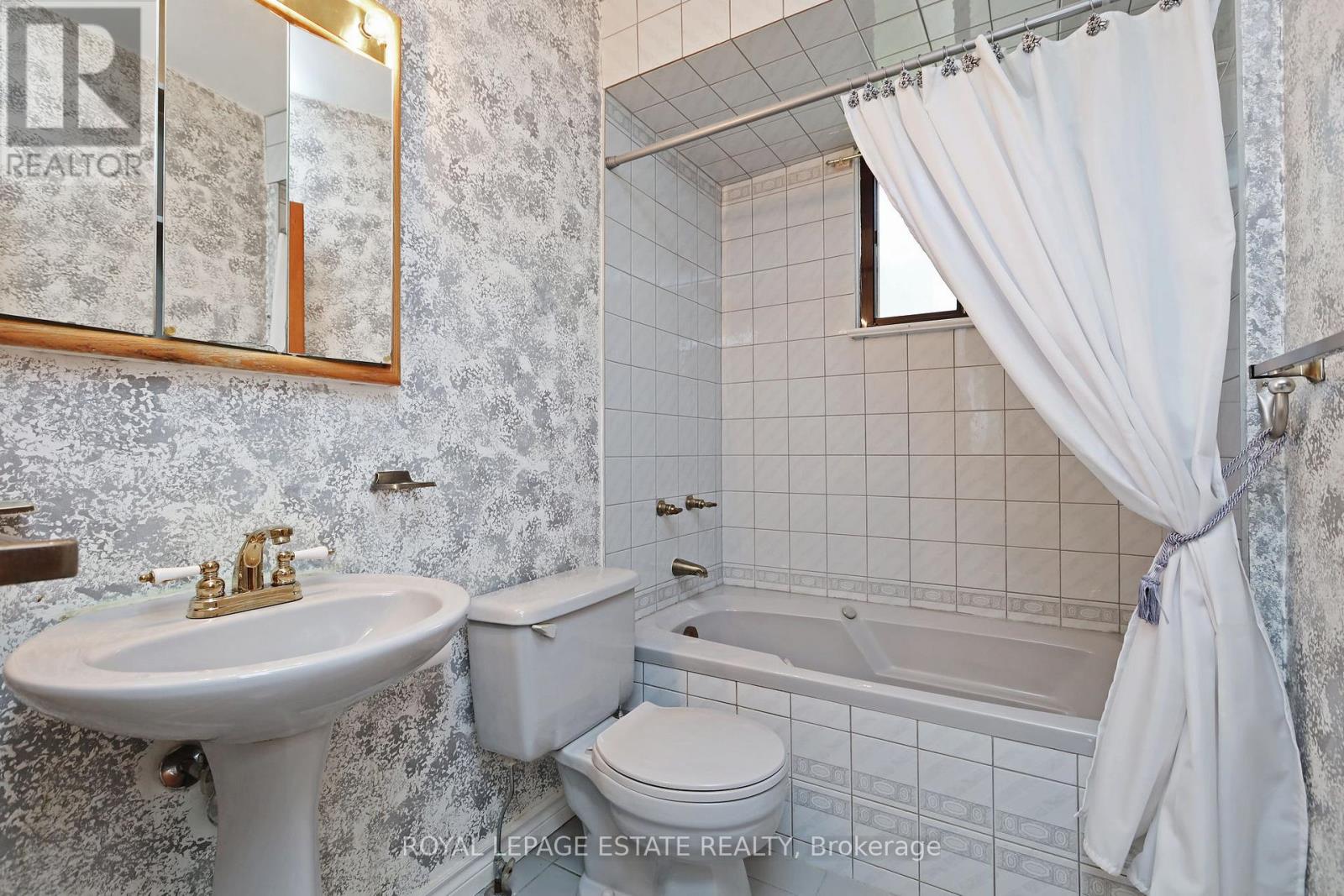 9 Peking Road, Toronto, Ontario  M1J 2X2 - Photo 23 - E12477524