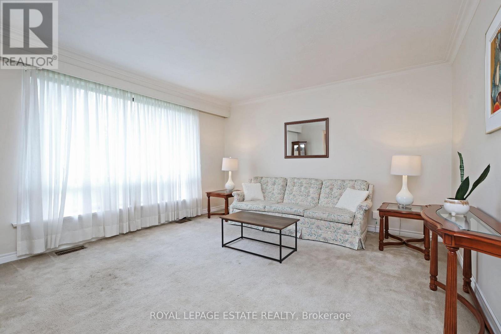 9 Peking Road, Toronto, Ontario  M1J 2X2 - Photo 6 - E12477524