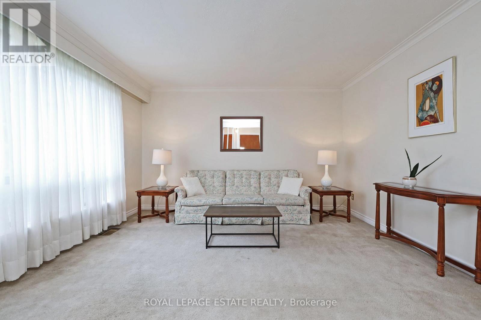 9 Peking Road, Toronto, Ontario  M1J 2X2 - Photo 7 - E12477524