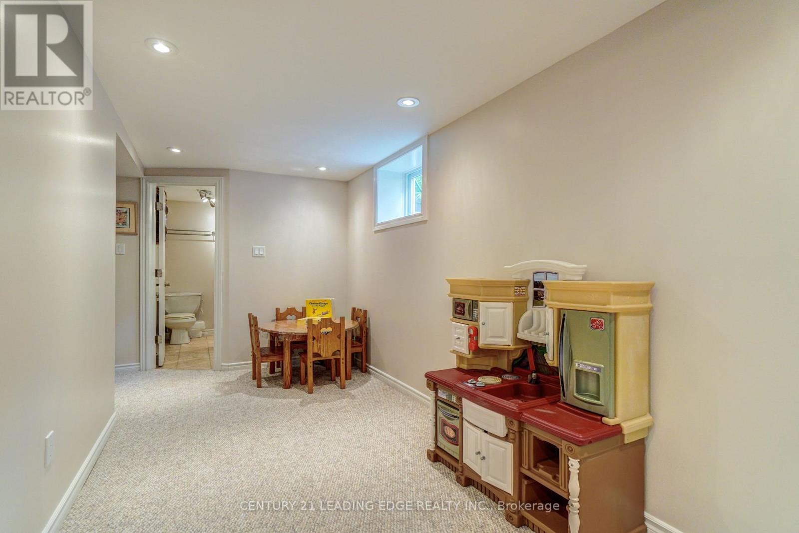 7 Dingley Court, Ajax, Ontario  L1S 6B5 - Photo 35 - E12477527