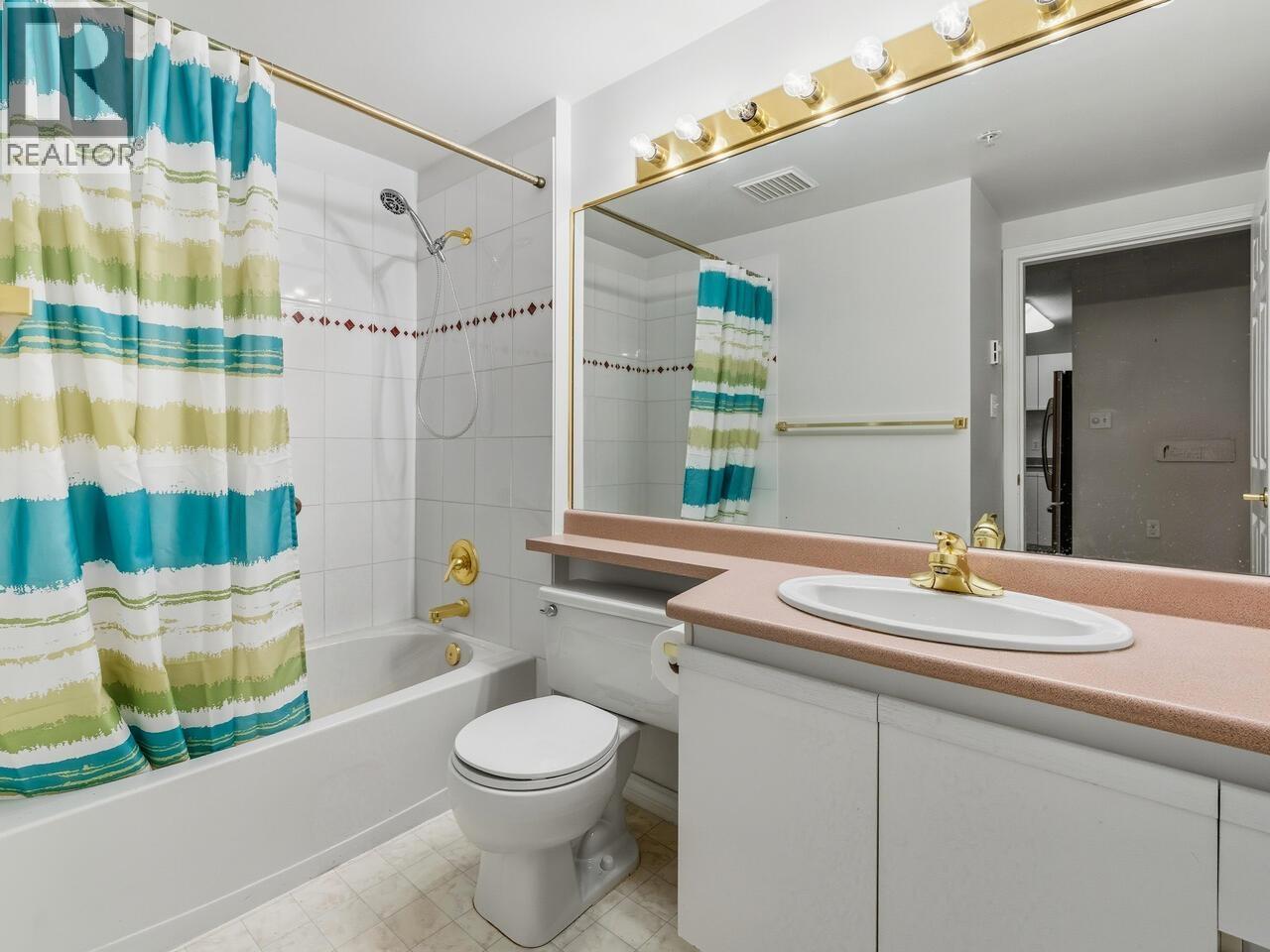 303 55 Blackberry Drive, New Westminster, British Columbia  V3L 5S7 - Photo 17 - R3061003