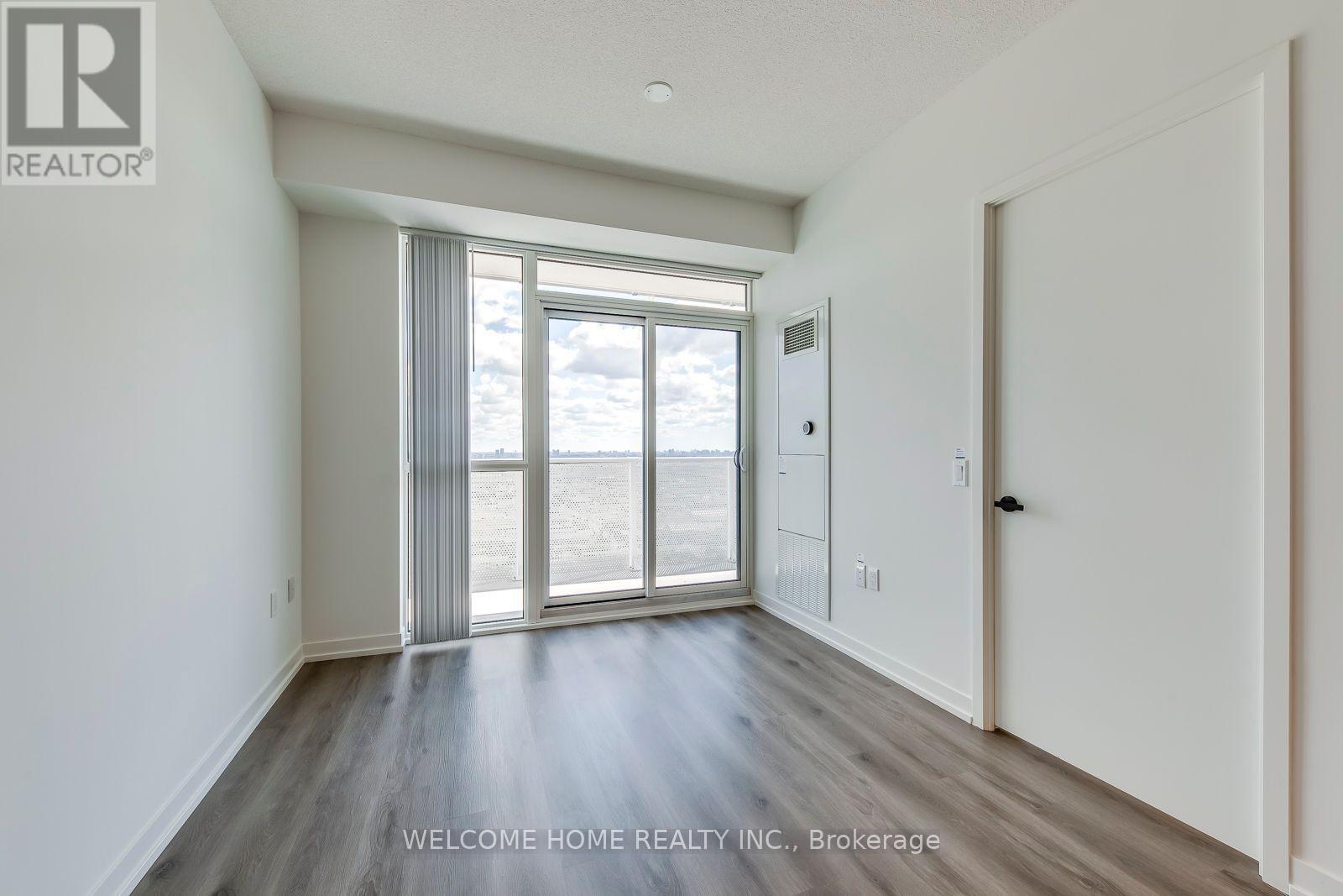 2706 - 28 Interchange Way, Vaughan, Ontario  L4K 0P8 - Photo 11 - N12477534