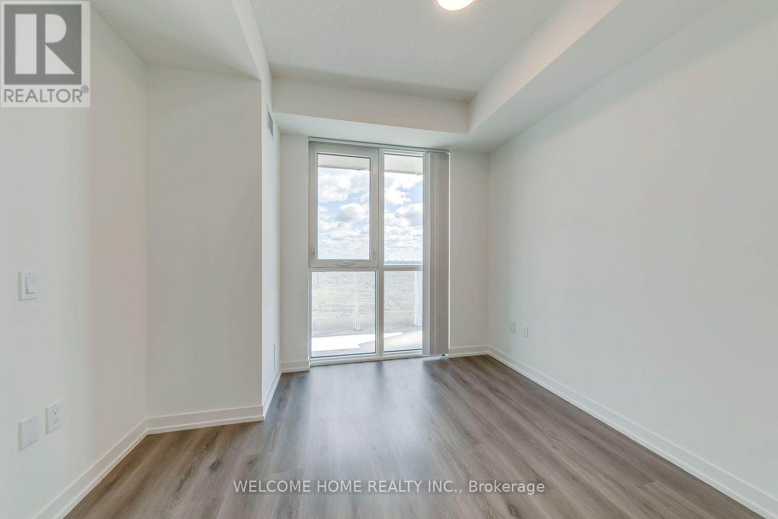 2706 - 28 Interchange Way, Vaughan, Ontario  L4K 0P8 - Photo 13 - N12477534