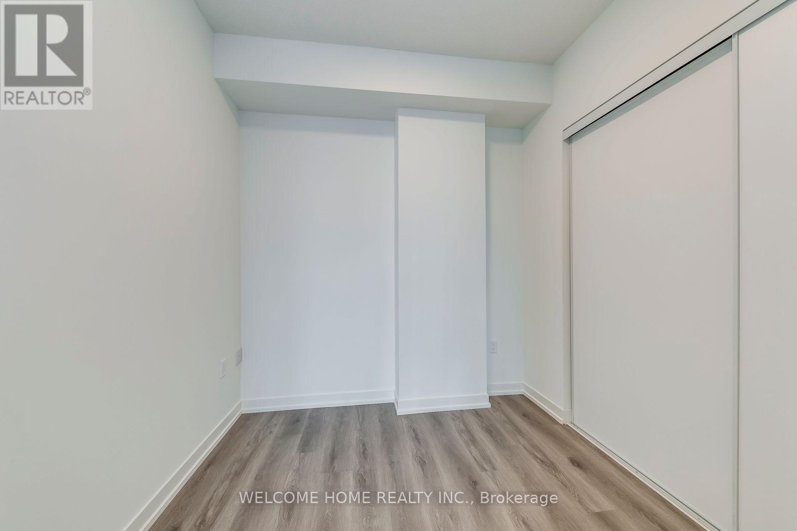 2706 - 28 Interchange Way, Vaughan, Ontario  L4K 0P8 - Photo 17 - N12477534